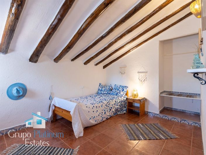 Image No.23-4 Bed Villa for sale
