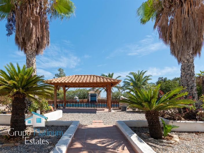 Image No.29-4 Bed Villa for sale