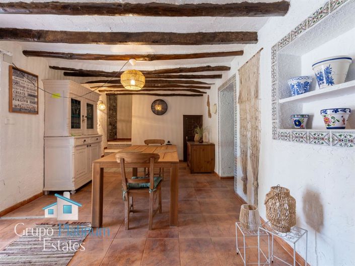 Image No.6-4 Bed Villa for sale
