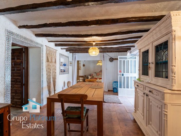Image No.7-4 Bed Villa for sale