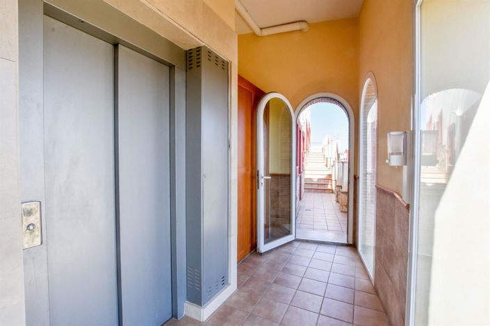 Image No.19-2 Bed Property for sale