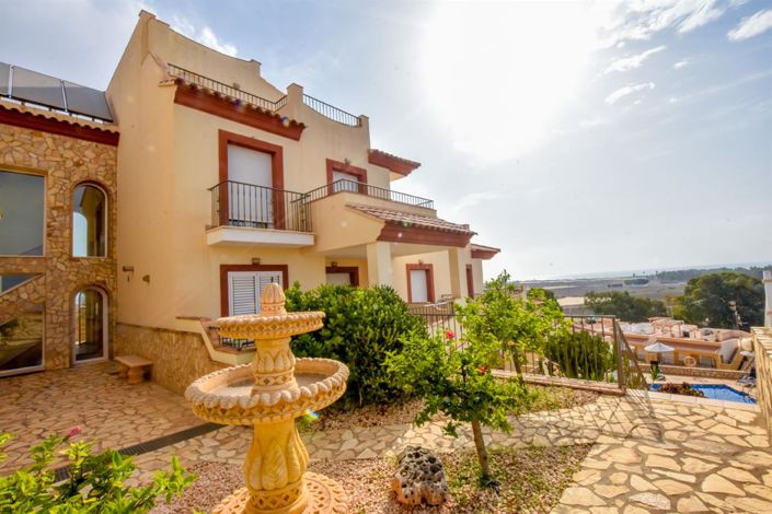 Image No.23-2 Bed Property for sale