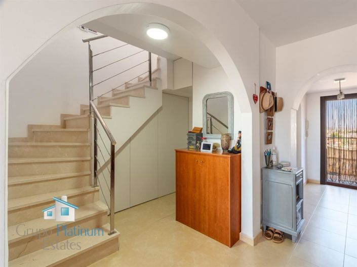 Image No.9-2 Bed Property for sale