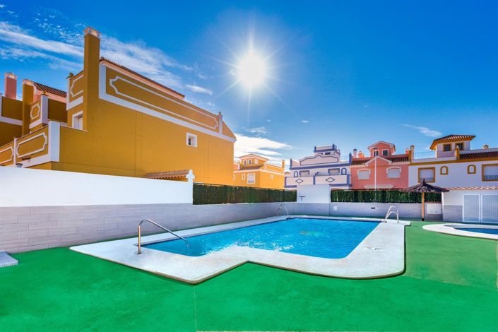 Image No.21-4 Bed Property for sale