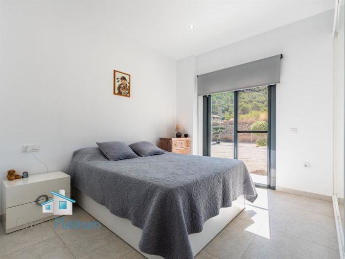 Image No.14-4 Bed Villa for sale