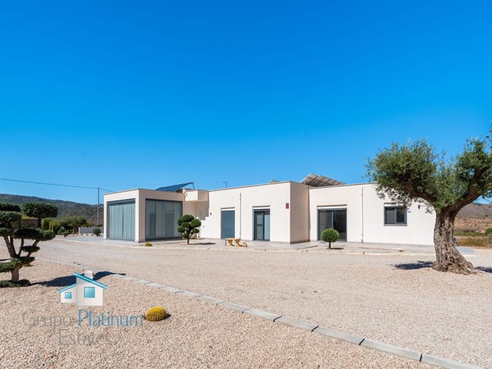 Image No.27-4 Bed Villa for sale