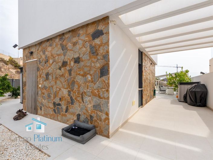 Image No.11-4 Bed Villa for sale