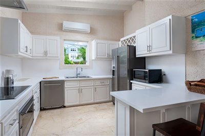 littlegoodharbourmodernkitchen