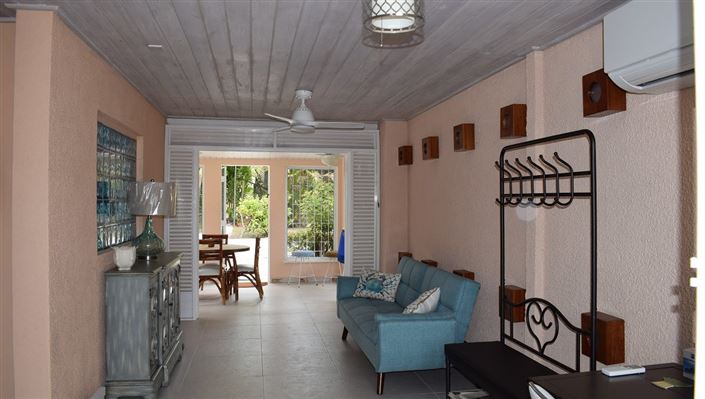 Image No.3-Villa de 2 chambres à vendre à St James