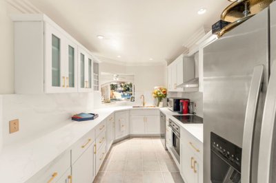 psc121-octopus-kitchen