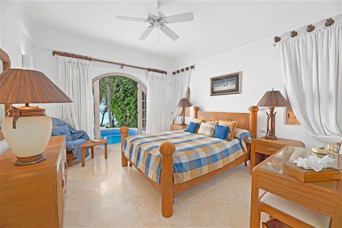 Image No.14-6 Bed Villa for sale