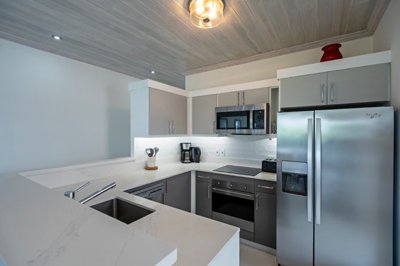 ashanti-3-fitted-kitchen-10