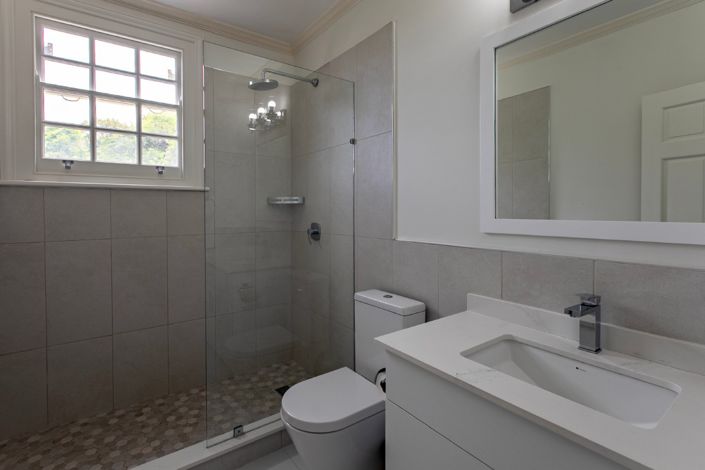 Image No.20-3 Bed Apartment for sale