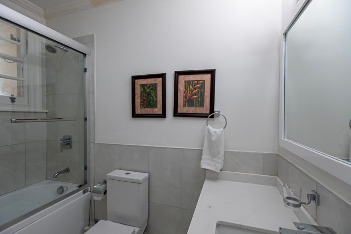 Image No.28-3 Bed Apartment for sale