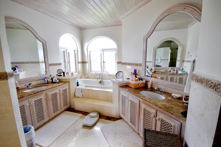 Image No.13-5 Bed Villa for sale