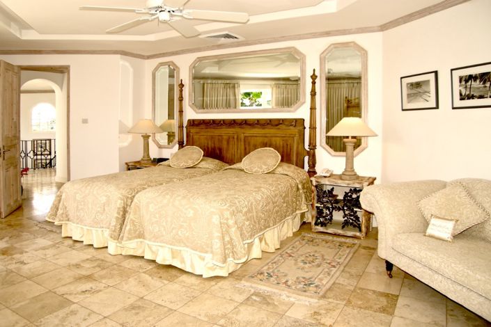 Image No.21-5 Bed Villa for sale