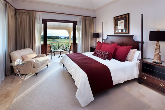 Image No.8-6 Bed Property for sale