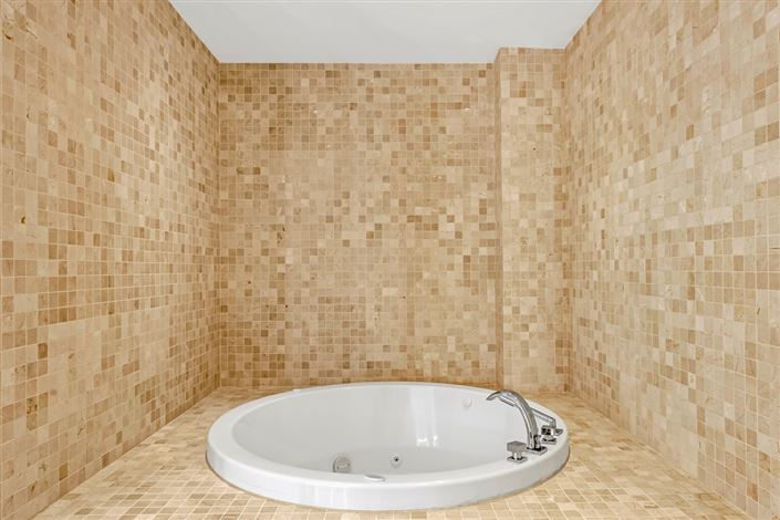 Image No.12-Appartement de 6 chambres à vendre à St James