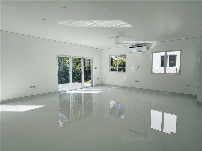 Image No.13-4 Bed Villa for sale