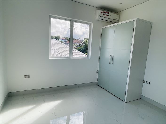 Image No.9-4 Bed Villa for sale