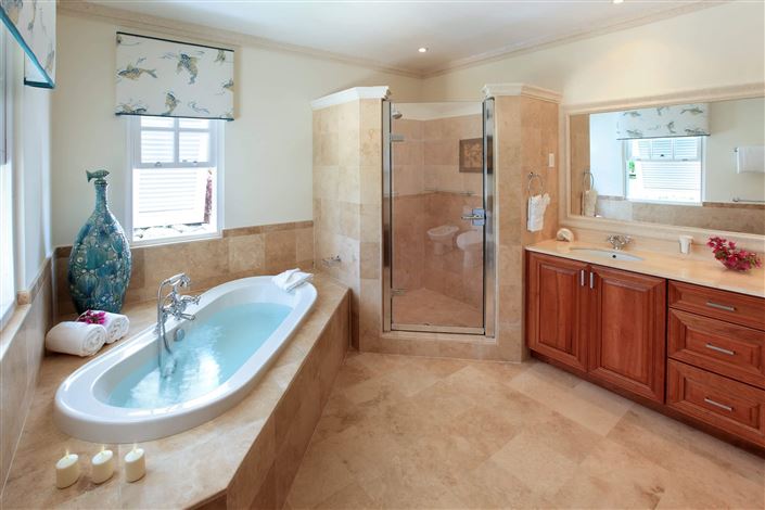 Image No.3-4 Bed Villa for sale