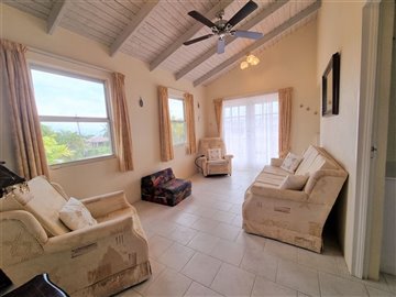 63769-heywoods179upstairssittingroom2
