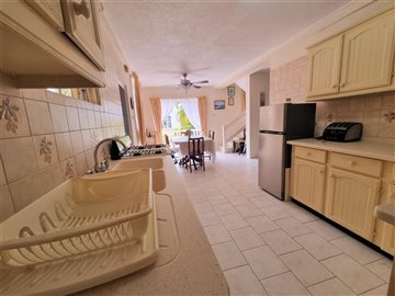63769-heywoods179kitchen2