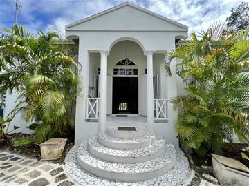 1 - St James, Villa