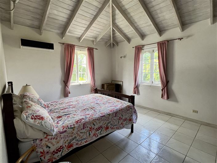 Image No.15-4 Bed Villa for sale