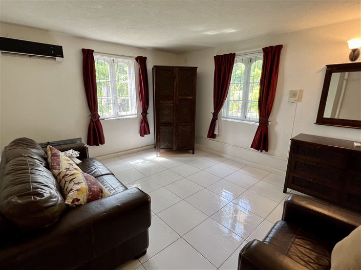 Image No.18-4 Bed Villa for sale