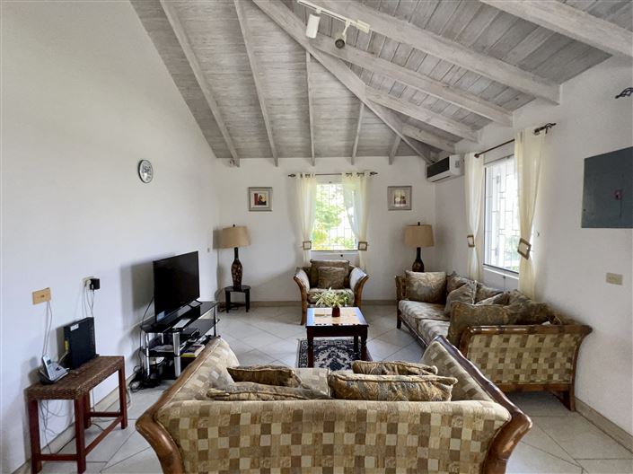 Image No.3-4 Bed Villa for sale