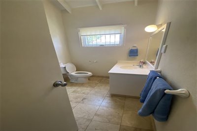 maynardsgrove32masterbathroom