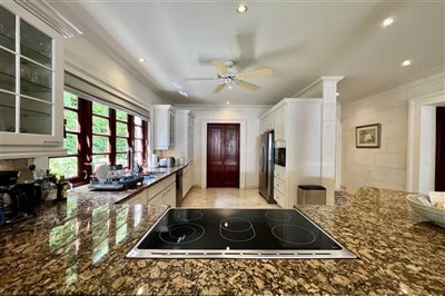 claridges10kitchen3