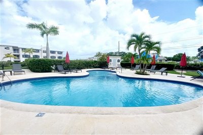 lantana25pool