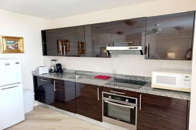 lantana25kitchen20