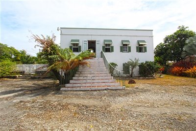 jordansplantationhousestepentrance