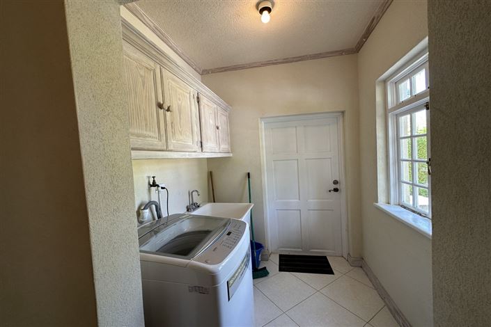 Image No.5-3 Bed Property for sale