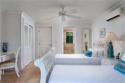 mullinsbay18turtlesreachbedroom3