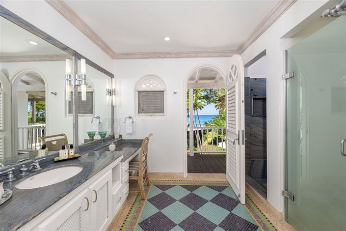 Image No.16-5 Bed Villa for sale