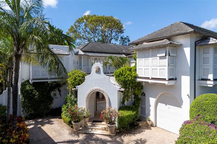 Image No.2-5 Bed Villa for sale