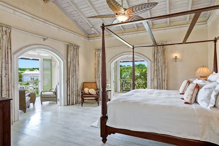 Image No.13-5 Bed Apartment for sale