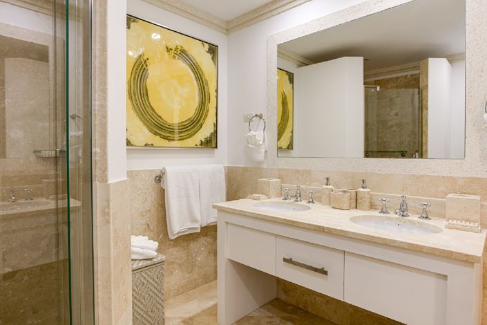 Image No.21-4 Bed Property for sale