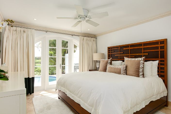 Image No.22-4 Bed Property for sale