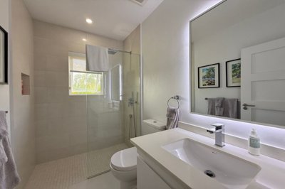 wmhills43-bathroom-290