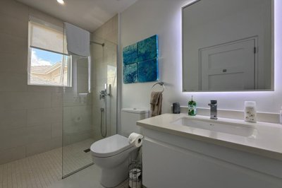 wmhills43-bathroom-293