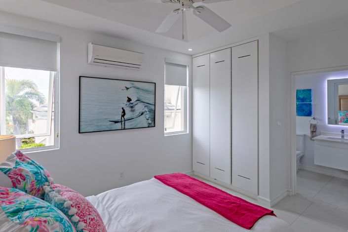 Image No.15-Propriété de 4 chambres à vendre à St James