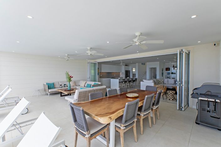 Image No.6-Propriété de 4 chambres à vendre à St James