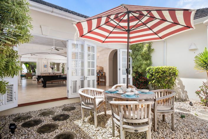 Image No.5-6 Bed Villa for sale