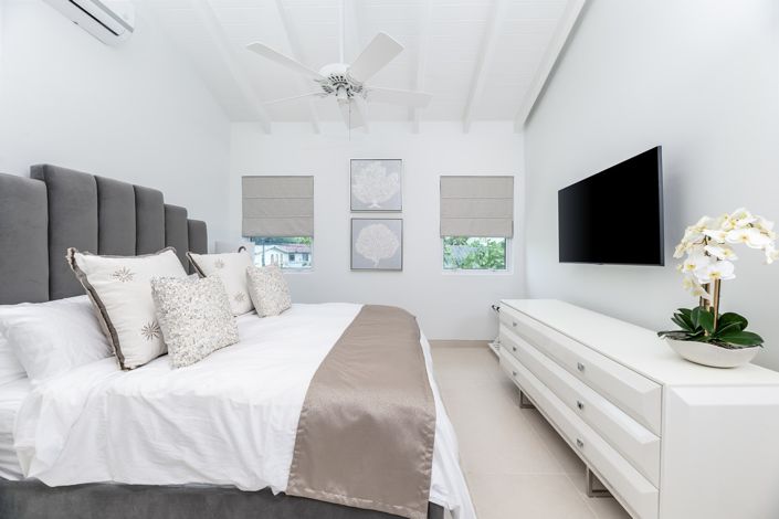 Image No.18-5 Bed Villa for sale