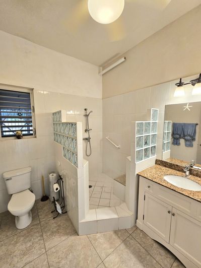 Image No.10-4 Bed Villa for sale